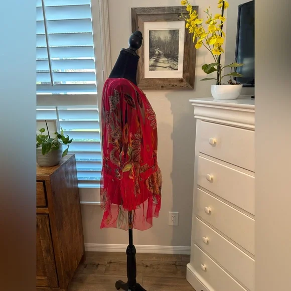 Johnny Was
FEATHER LARK MESH BLOUSE, XL - Picture 2 of 9